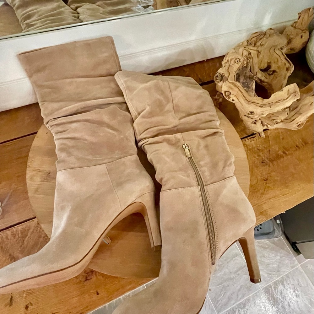 Elegant Tan Suede Knee-High Boots - Picture 8 of 13